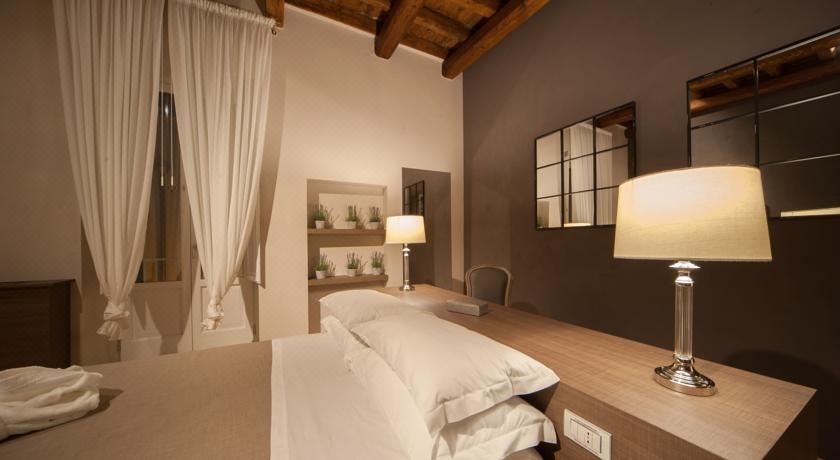 豪华双人房（带阳台）