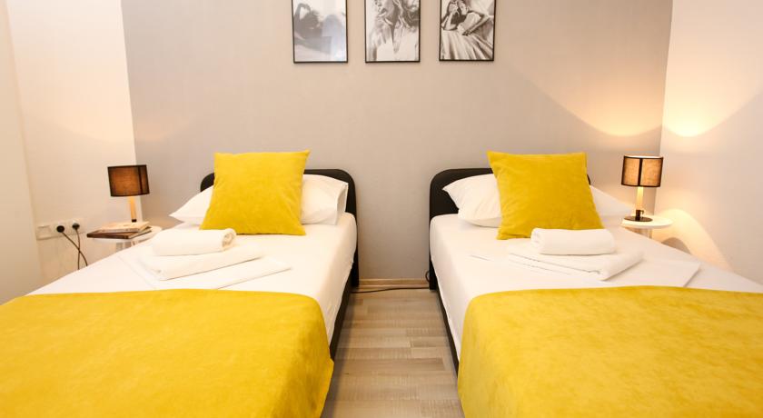 双人房（带独立浴室）