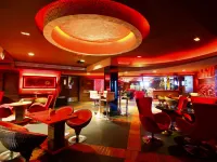 Grand Estancia Salem Hotele w: Salem