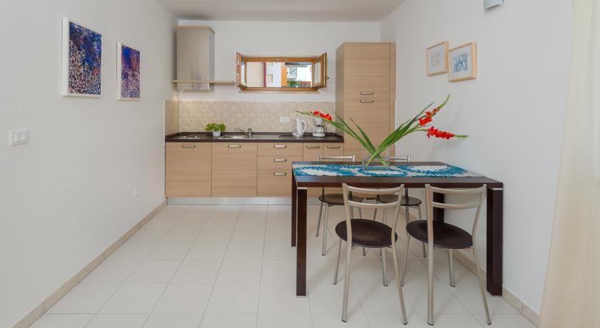 一卧室公寓 - 带露台