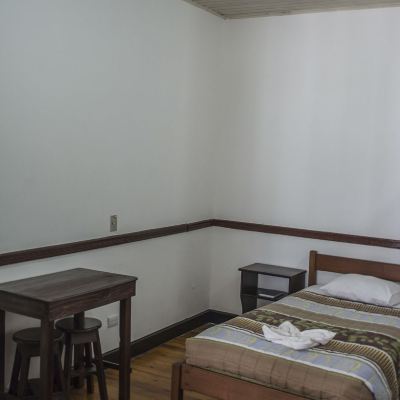 Standard Room with Three Single Beds