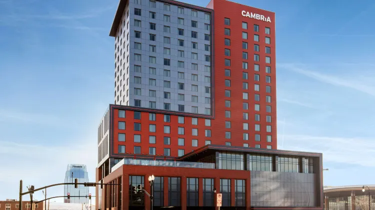 Cambria Hotel Nashville Downtown Exterior
