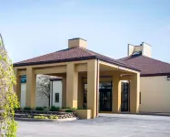 Quality Inn New Columbia-Lewisburg Các khách sạn ở 