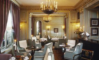 Le Dokhan's, Paris Arc de Triomphe, a Tribute Portfolio Hotel