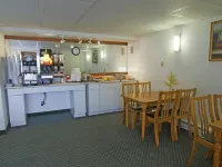 Americas Best Value Inn & Suites-Hyannis/Cape Cod Hotels in Barnstable