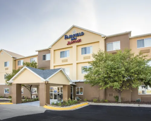Fairfield Inn & Suites Peru Hotels in Peru