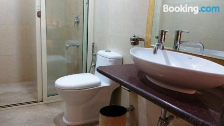 Candolim Beach Villa # 3BHK # Pool # Kitchen # 300MTS to Beach by GR Stays Deluxe Villa