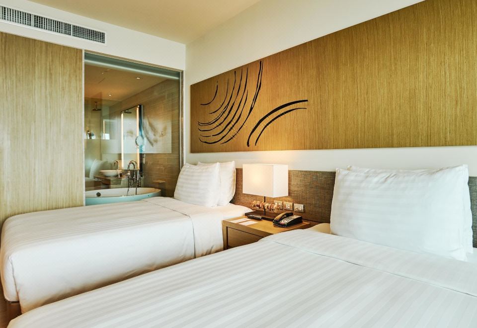 Mövenpick Siam Hotel Na Jomtien PattayaDeluxe Room With Sea View