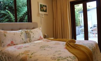 Coromandel Views Bed and Breakfast