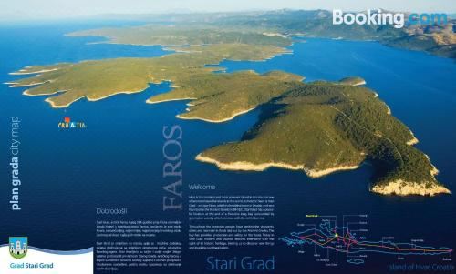 两卧室联排别墅