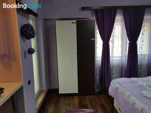 标准三人一室公寓