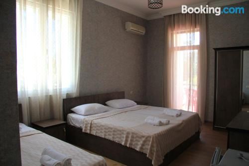 带阳台的三人房