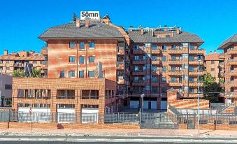 Somn Apartments