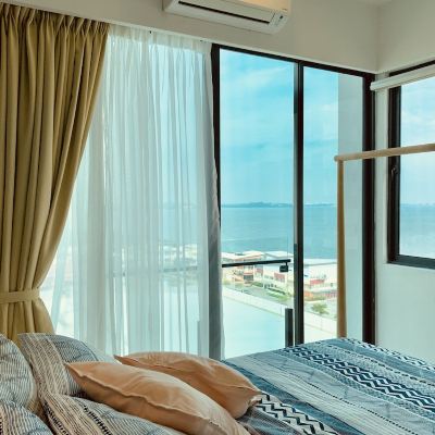 Apartmen Dua Bilik Tidur Kupon D'wharf Residence PD Waterfront Family Max Suite by AirPlan