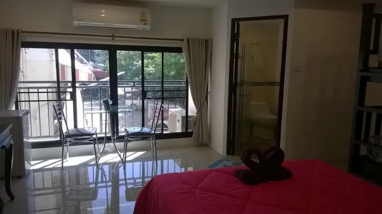 ห้องสแตนดาร์ด เตียงใหญ่ 1 เตียง