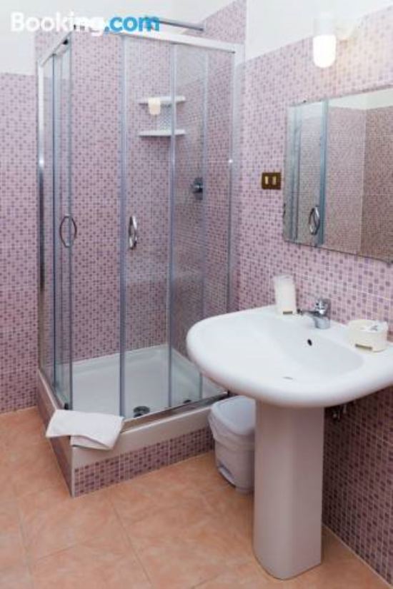 双人房（带独立浴室）