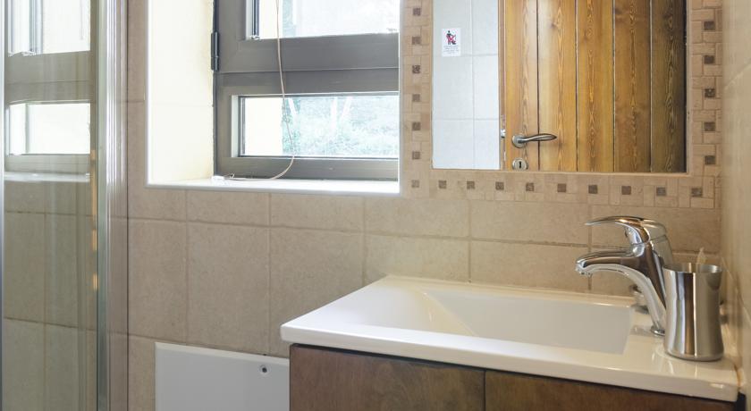 豪华三卧室泳池别墅