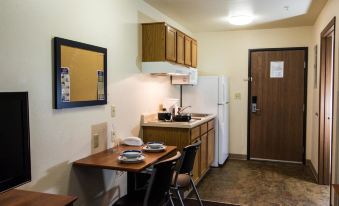 Extended Stay America Select Suites - Fayetteville - I-49