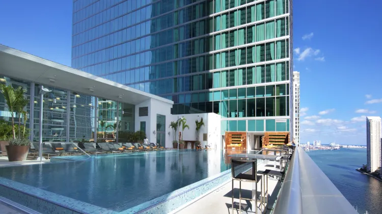 JW マリオット マーキス マイアミ 外観