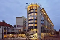 Sheraton Grand Warsaw Отели в г. 