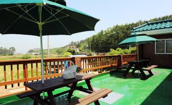 Taean (Anmyeondo) Angel Resort