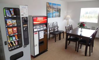 White House Hotel - Housity