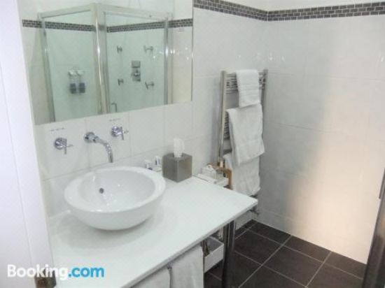 高级超级特大床间 - 秋季