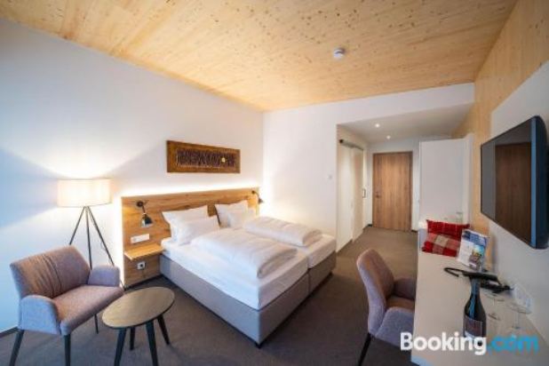 豪华双人房（带阳台）