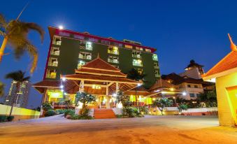 Phuphaya Resort Pattaya
