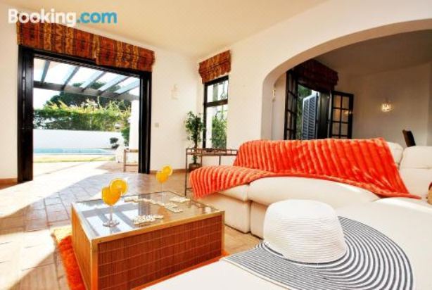 别墅（带独立泳池）