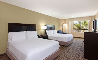 Holiday Inn Express Newport Beach, an IHG Hotel