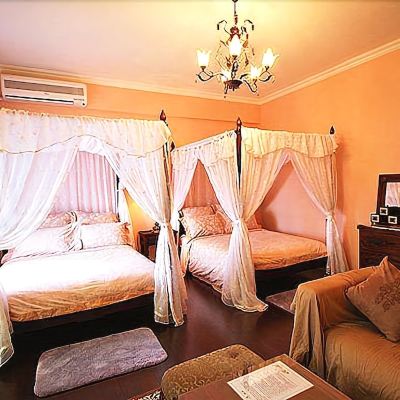 Yi Family Room Moon House Promo Code