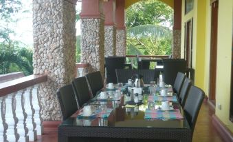 Mangrove Oriental Bed & Breakfast Resort Cebu