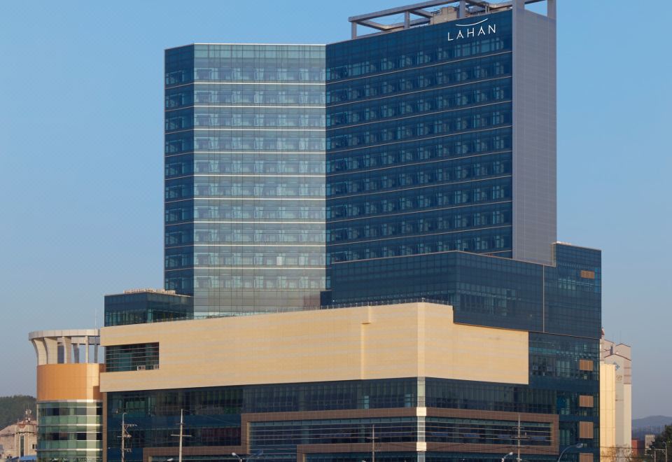 Lahan Hotel Pohang - Housity