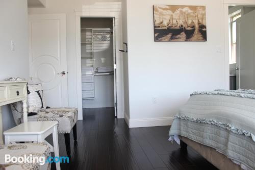 特大床间 - 带私人浴室