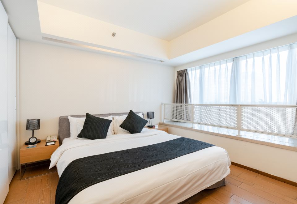 Neptune Hotel ChengduDeluxe Suite