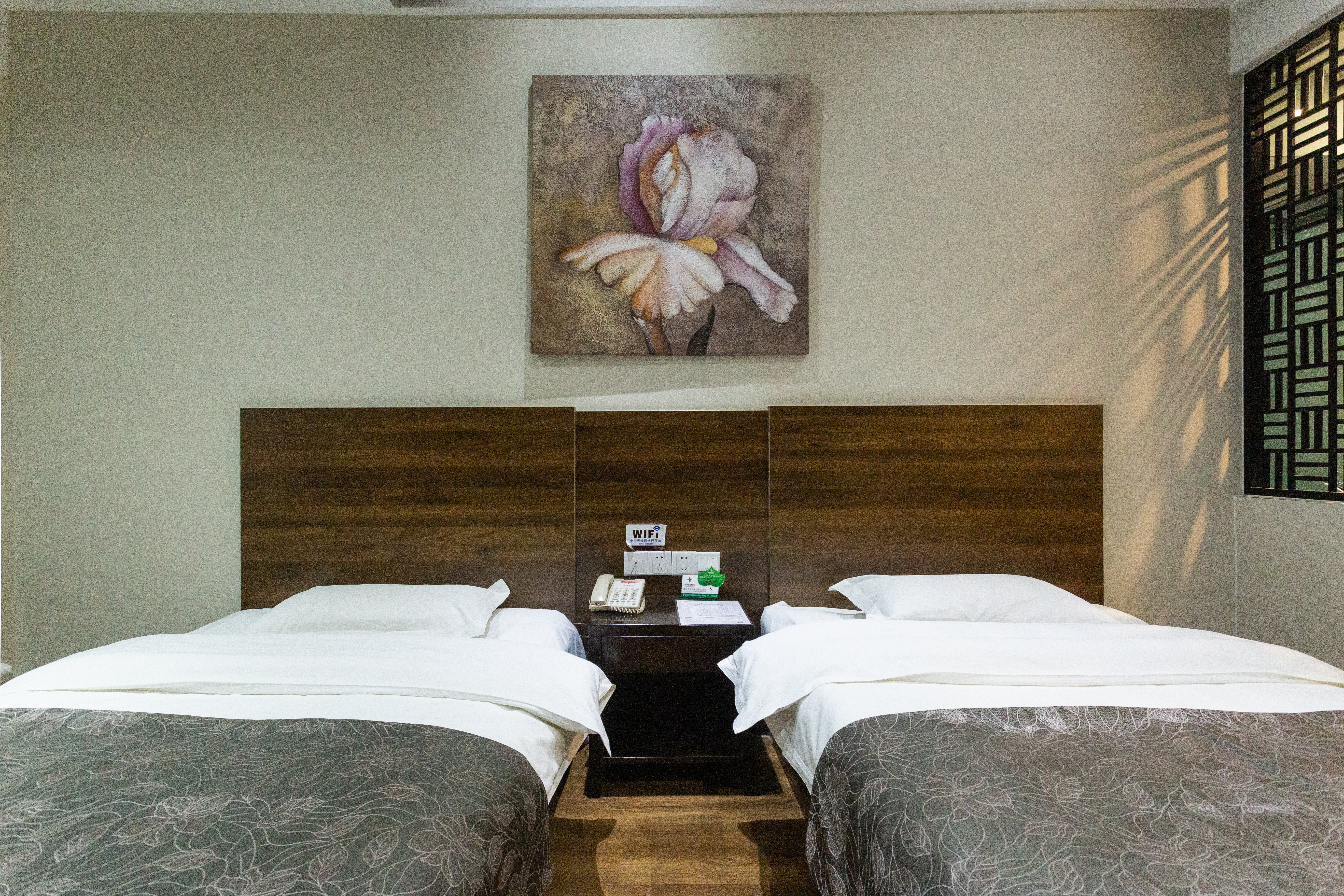 经济标准间（无窗）