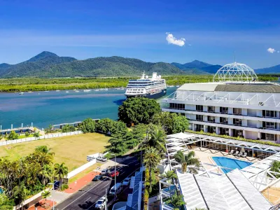 Pullman Reef Hotel Casino Hotels in Cairns