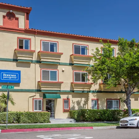 Rodeway Inn & Suites Pasadena Отели в г. Пасадина