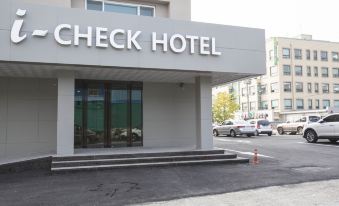 I-Check Hyunjin Hotel
