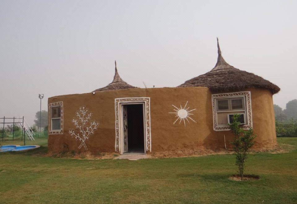 Ariisse Farms - Housity