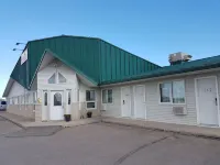 Perfect Inns & Suites Hotel a 