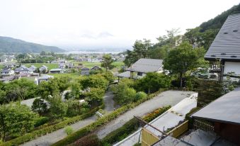 Kawaguchiko Country Cottage Ban - Glamping Resort -