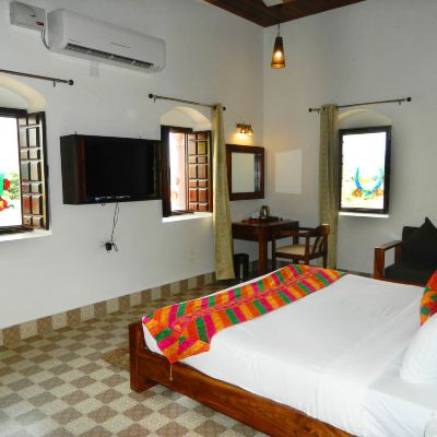 Deluxe Double Room with Double Bed