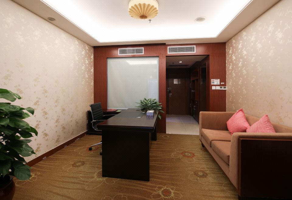 Investment Building HotelDeluxe Business Twin Room