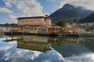 Hosteria Cabañas Del Lago Hotel di 