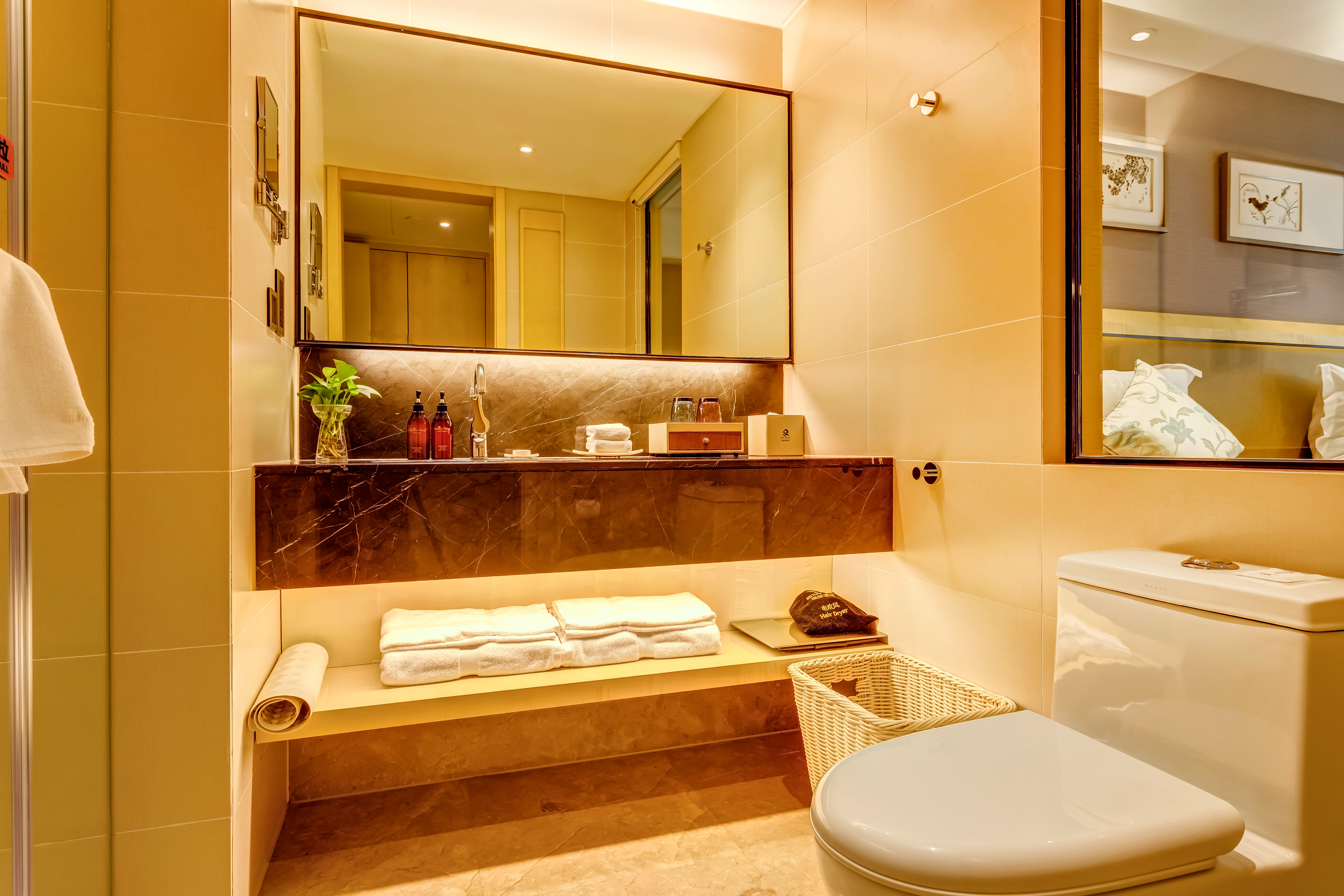 舒雅·城景双床房（休闲沙发+办公桌）