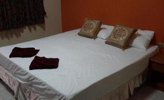 Cheap Rooms Guesthouse