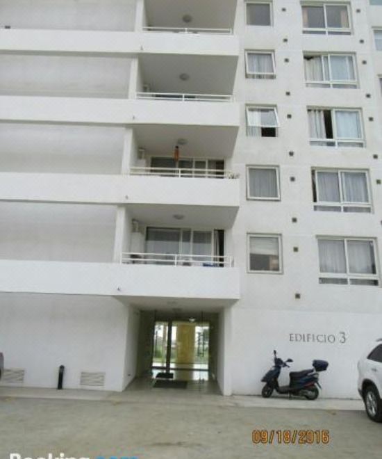 离海滩一步之遥的公寓