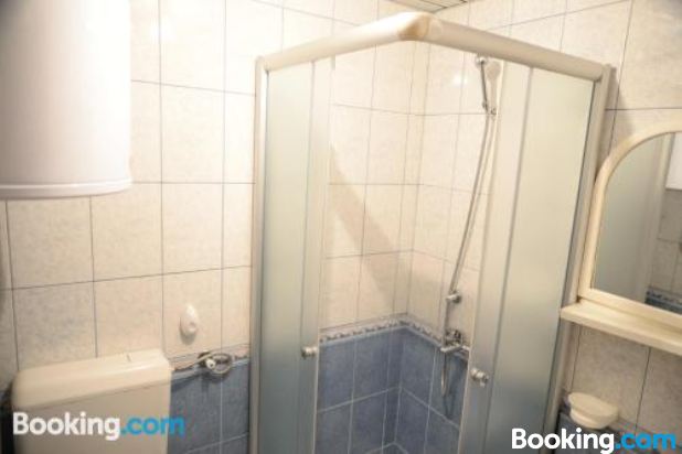 两卧室公寓 - Marks Engels Str.